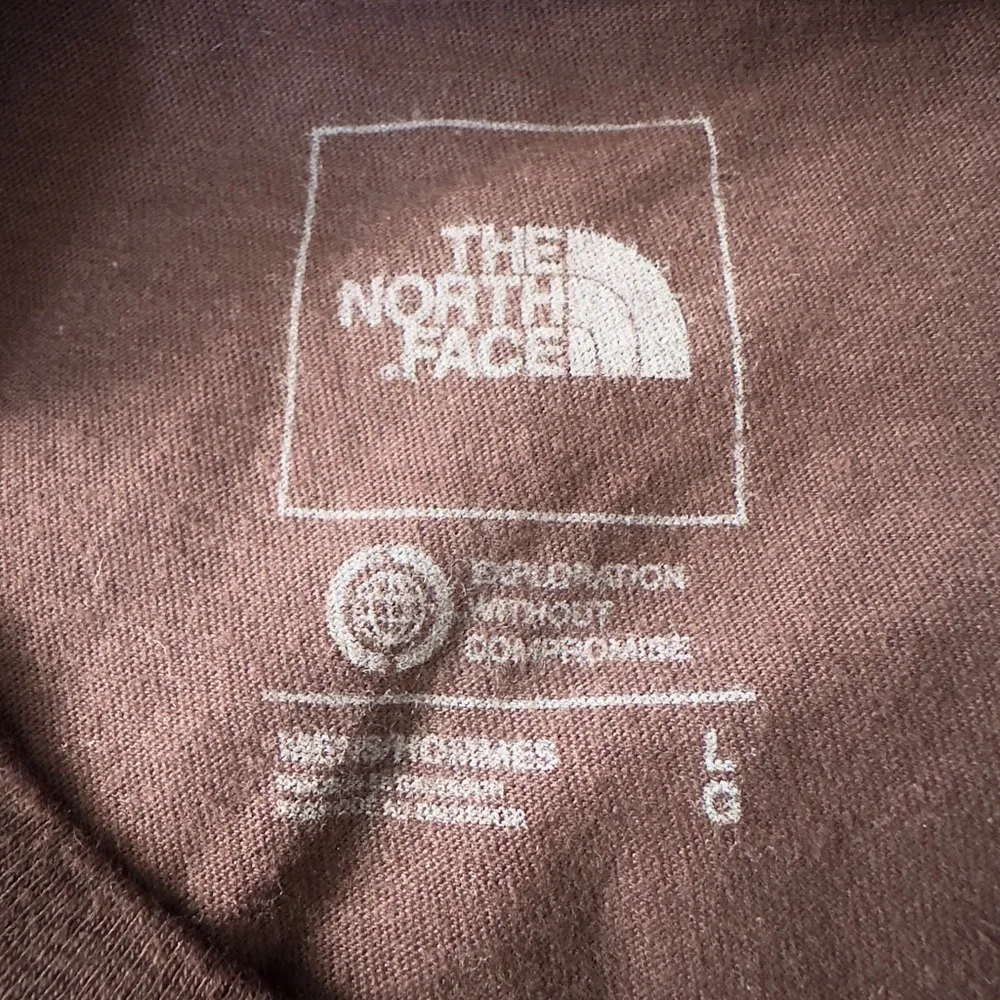 The North Face Brown Long Sleeve Tee shirt Size Large